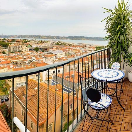 Ideally Located With Perfect Views Algés Exteriér fotografie
